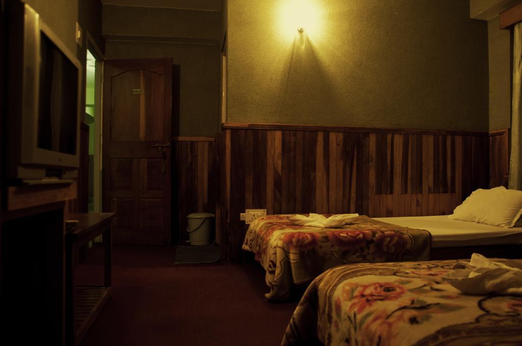 ホテル ラブデンツェ レジデンシー Pemayangtse 部屋 写真
